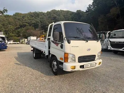 현대 마이티 2.5톤 카고 2016년식 마이티 큐티 전측면